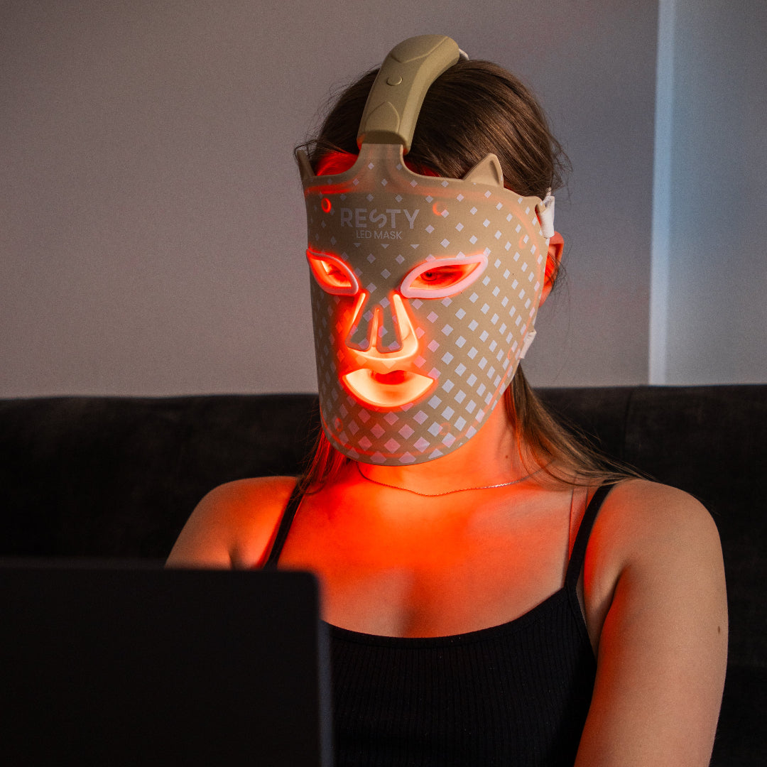 Vorderansicht der flexiblen Resty LED Gesichtsmaske